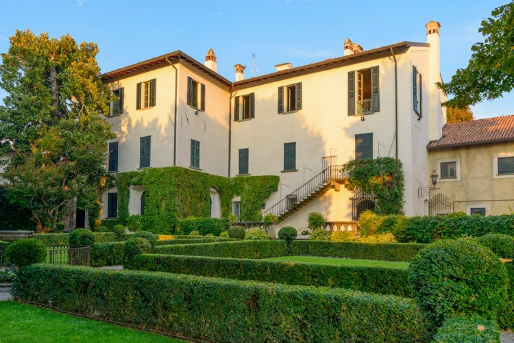 Palazzo Marchetti di Montestrutto